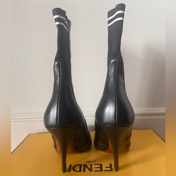 Fendi Leather Stretch Knit Ankle Boots Heels, 37.5 - Picture 4 of 10